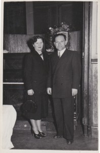 Mon grand-mère Moszek en compagnie de ma grand-mère Lonia